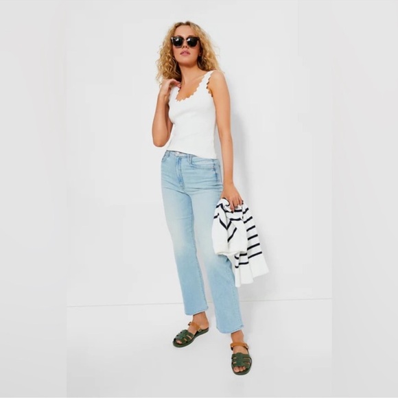 EUC! Tuckernuck Ric Rac Compression Scalloped Edge White Tank Top, Size XS - Picture 2 of 9